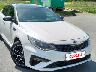 2019 Kia Optima IV Рестайлинг, белый, 2300000 рублей, вид 2