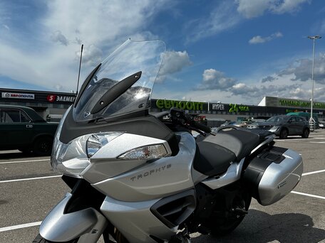 2013 Triumph Trophy 1200, серебристый, 765000 рублей, вид 4