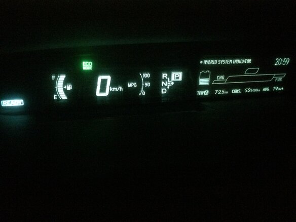 2009 Toyota Prius III (XW30), белый - вид 14