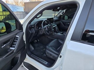 2021 Toyota Land Cruiser 300 Series, белый, 11200000 рублей, вид 2