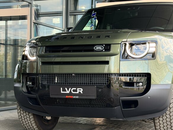 2025 Land Rover Defender 110 II, зелёный, 11500000 рублей - вид 4