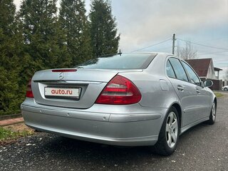 2005 Mercedes-Benz E-Класс 200 III (W211, S211), серебристый, 1499000 рублей, вид 4