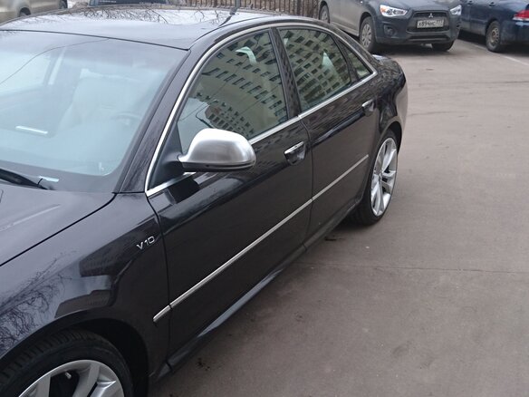 2007 Audi S8 II (D3) Рестайлинг, коричневый, 3000000 рублей - вид 4