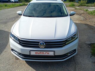 2016 Volkswagen Passat (North America and China) I Рестайлинг, белый, 1750000 рублей, вид 1