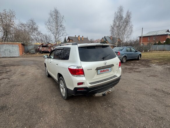 2011 Toyota Highlander II (XU40) Рестайлинг, белый, 1750000 рублей - вид 9
