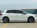2022 Volkswagen Golf VIII, белый, 2300000 рублей - вид 3