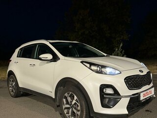 2019 Kia Sportage IV Рестайлинг, белый, 2050000 рублей, вид 2