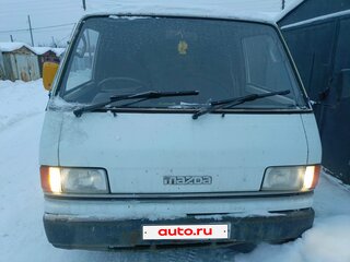 1992 Mazda E-Series, белый, 175000 рублей, вид 2