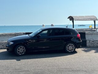 2009 BMW 1 серии 116i I (E81/E82/E87/E88) Рестайлинг, чёрный, 750000 рублей, вид 4