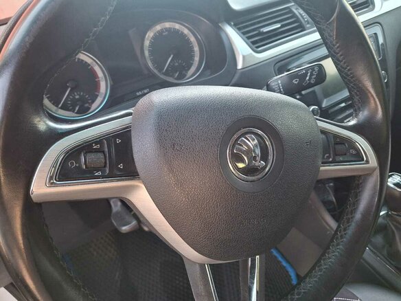 2016 Skoda Rapid I, белый, 550000 рублей - вид 16