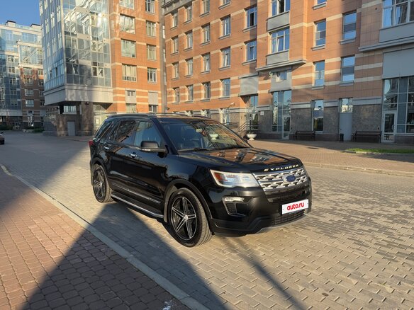 2018 Ford Explorer V Рестайлинг 2, чёрный - вид 3