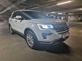 2019 Ford Explorer V Рестайлинг 2, белый, 2850000 рублей, вид 2