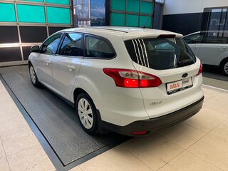 2013 Ford Focus III, белый, 595000 рублей, вид 4