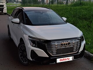 2022 Audi Q5 e-tron 40, белый, 5000000 рублей, вид 1