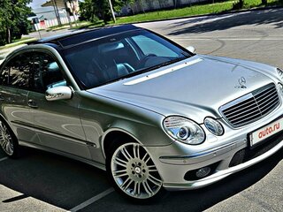 2002 Mercedes-Benz E-Класс 240 III (W211, S211), серебристый, 1550000 рублей, вид 1