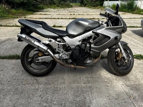 1997 Honda CBR 1000F, серебристый, 360000 рублей, вид 2