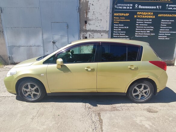 2005 Nissan Tiida I, жёлтый, 340000 рублей - вид 17