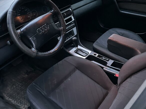 1996 Audi A6 I (C4), фиолетовый, 400000 рублей - вид 8