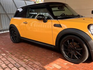2008 Mini Hatch One II (R56), жёлтый, 680000 рублей, вид 5