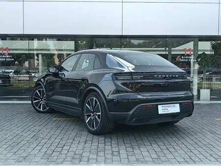 2025 Porsche Macan 4 II, чёрный, 12100000 рублей, вид 5