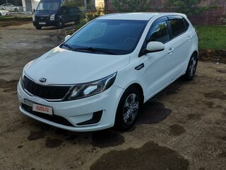 2014 Kia Rio III, белый, 890000 рублей, вид 1