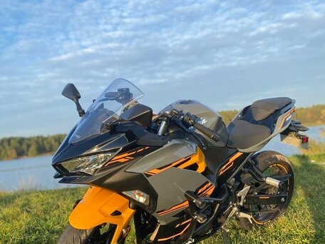 2018 Kawasaki EX-4, чёрный, 590999 рублей, вид 1
