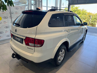 2012 SsangYong Kyron 6-speed I Рестайлинг, белый, 990000 рублей, вид 4