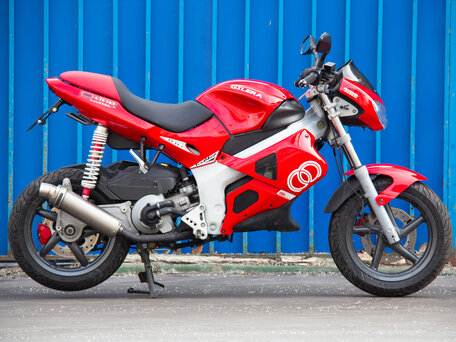 2001 Gilera DNA, красный, 189900 рублей, вид 5