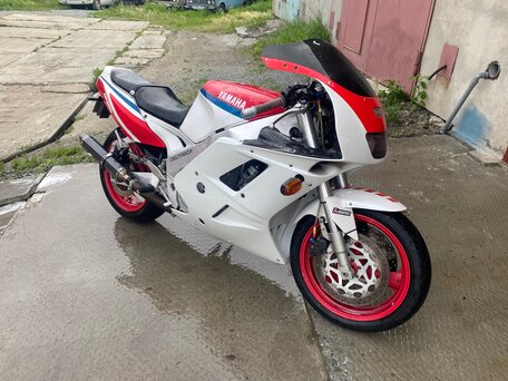 1994 Yamaha FZR1000, белый, 300000 рублей, вид 5