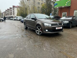 2014 Volkswagen Polo V, коричневый, 600000 рублей, вид 3