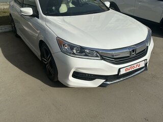 2015 Honda Accord IX Рестайлинг, белый, 1700000 рублей, вид 2