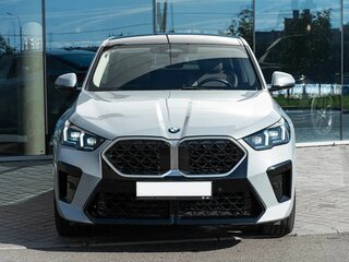 2026 BMW X2 xDrive25i II (U10), белый, 6700000 рублей, вид 2