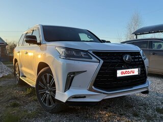 2018 Lexus LX 570 III Рестайлинг 2, белый, 9800000 рублей, вид 1