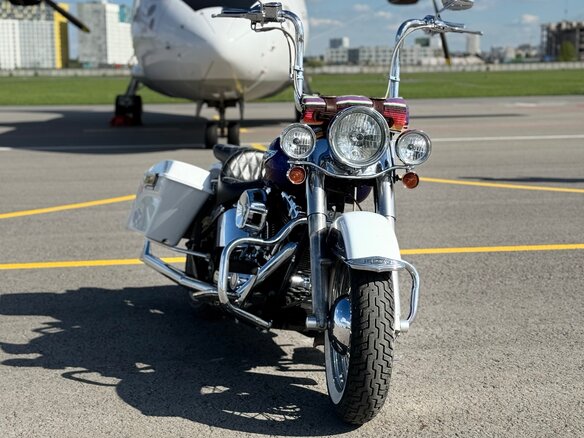 2010 Harley-Davidson Softail Deluxe, пурпурный, 1350000 рублей