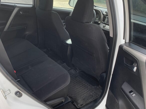 2013 Toyota RAV4 IV (XA40), белый, 1600000 рублей - вид 16