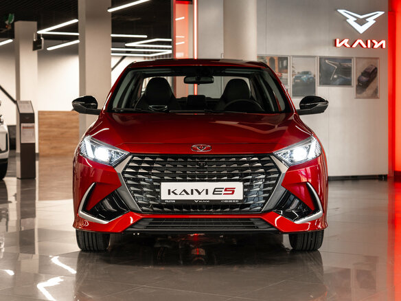 2025 Kaiyi E5, красный - вид 2