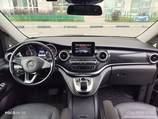 2017 Mercedes-Benz V-Класс Long 220 d длинный III (W447), чёрный, 3600000 рублей, вид 4