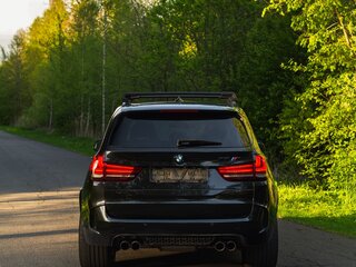 2017 BMW X5 M II (F85), чёрный, 4200000 рублей, вид 4