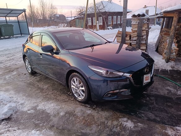 2018 Mazda Axela III Рестайлинг, синий, 1450000 рублей - вид 1