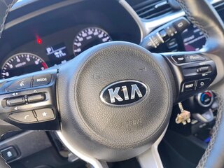 2021 Kia Rio X IV Рестайлинг, чёрный, 1800000 рублей, вид 5