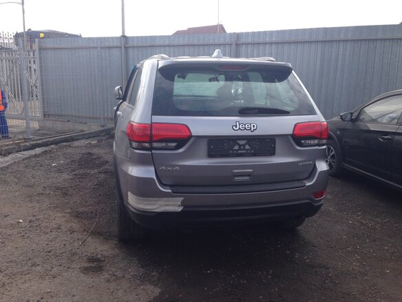 2013 Jeep Grand Cherokee IV (WK2) Рестайлинг, серый - вид 3