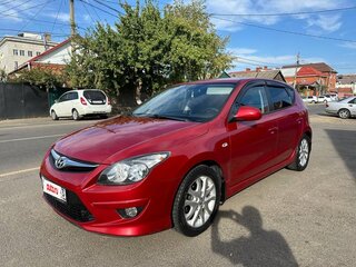 2011 Hyundai i30 I Рестайлинг, красный, 858000 рублей, вид 1
