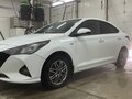 2020 Hyundai Solaris II, белый, 1400000 рублей - вид 4