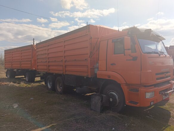 2011 КамАЗ 65115, оранжевый, 3333333 рублей - вид 2