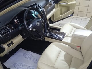 2016 Toyota Camry VII (XV50) Рестайлинг, чёрный, 2250000 рублей, вид 5