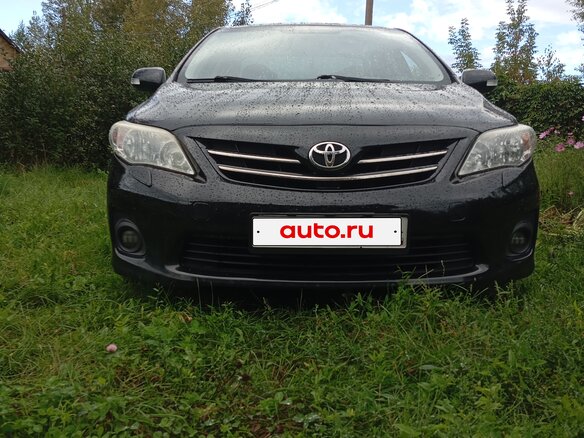 2010 Toyota Corolla X (E140, E150) Рестайлинг, чёрный, 1100000 рублей - вид 1