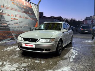 1999 Opel Vectra B Рестайлинг, серебристый, 150000 рублей, вид 1