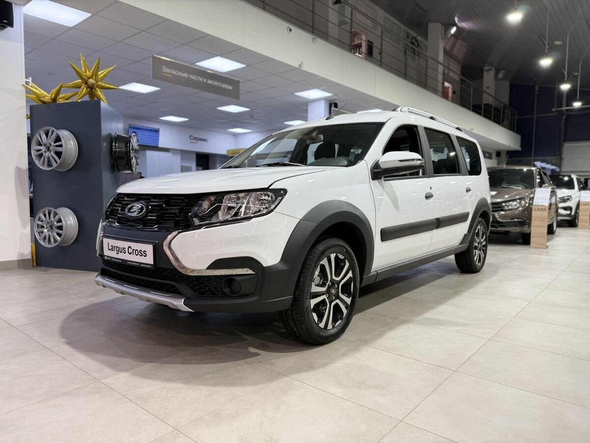 Открыть фотографии: Lada (ВАЗ) Largus I Рестайлинг