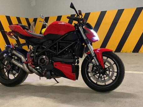 2010 Ducati Streetfighter, красный, 730000 рублей, вид 3