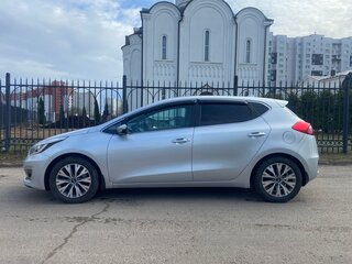 2017 Kia Ceed II Рестайлинг, серебристый, 1550000 рублей, вид 4